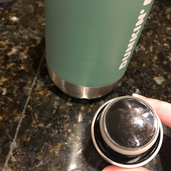 Dunkin Donuts Stainless Steel Hydration Collection 17 oz Green Water Bottle - Picture 5 of 7